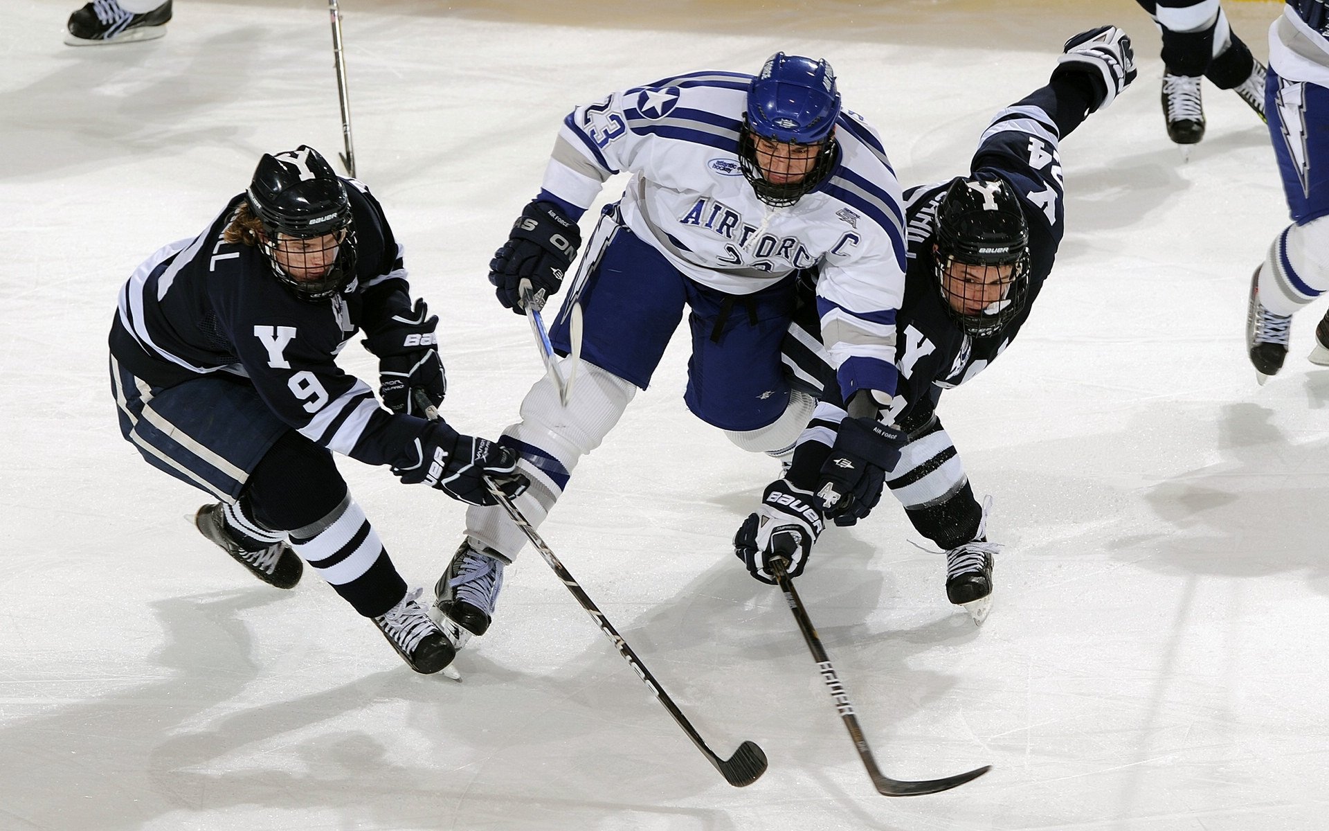 LCK官宣启用第五代战术复盘数据库，lckt1首发