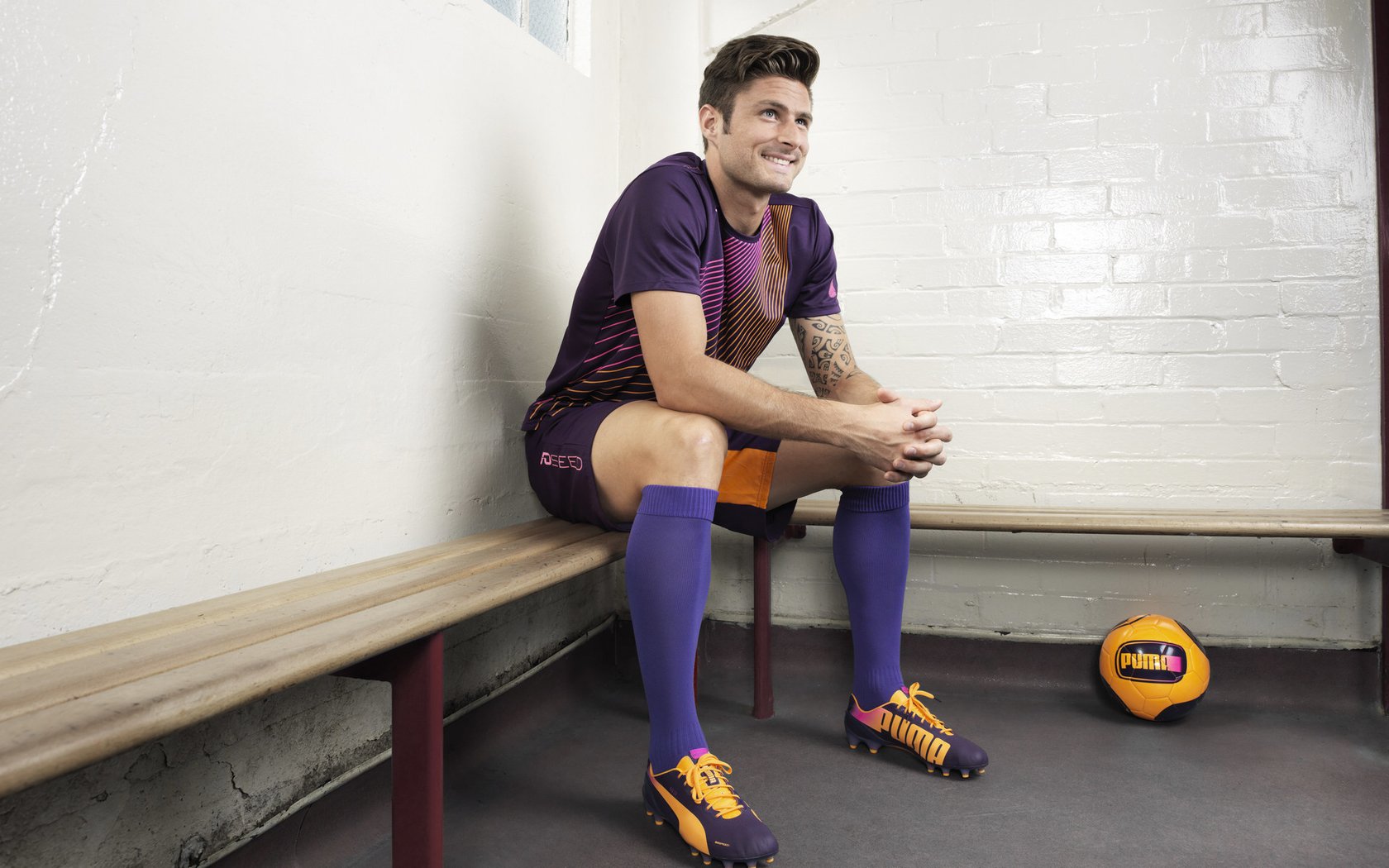 球队战绩起伏不定，令球迷心情变幻莫测，分析球队状态从哪里入手